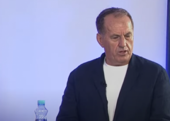 Manastirliu në garë për Tiranën/ Qefalia zbulon nëse do të hyjë në Kuvend: Nuk ka rëndësi se kush është deputet, por..