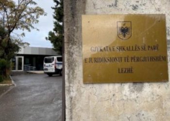 Gjyqi për vrasjen e vitit 1997, arrestohen burrë e grua/ Policia: Dhanë dëshmi të rreme në gjykatë