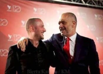 Spektakli i një fushate