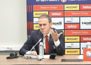 Kodra “kap mat” serbët, çfarë ndodhi në konferencën e Silvinjos