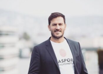 Emri i tij në listën e PD për bashkinë e Tiranës, reagon Florian Haçkaj