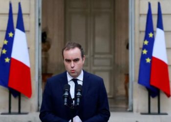 Franca ka një qeveri të re, Lecornu prezanton kabinetin e ri