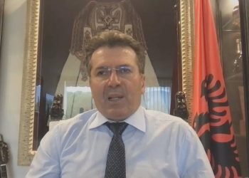 Do jetë i pranishëm në protestën për UÇK, Fatmir Mediu: I kam marrë leje Berishës!