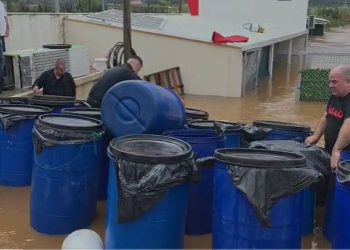 “2 metra ujë më shkaktuan 50 milionë lekë dëm”, banori: Gjithçka u shkatërrua për gjysmë ore