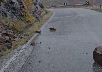 Moti i keq shkakton probleme në Kukës, rënie gurësh dhe inerte në Rrugën e Kombit