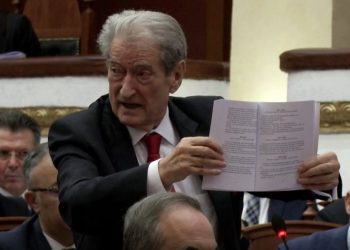 Çela raporton në Kuvend, Berisha: Ia keni hequr kompetencat, nekrologji për reformën!