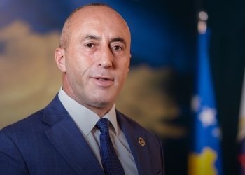 Haradinaj reagon për protestën: Tirana UÇK. Liri për çlirimtarët