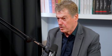 VIDEO/ Shkarkimi i Veliajt dhe Kushtetuesja, Bamir Topi: Ja vendimi që do të merrja unë