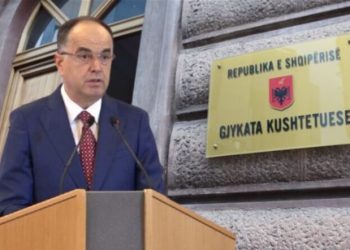 Begaj shkresë Kushtetueses: Shpallni moskompetencë për dekretin e zgjedhjeve në Tiranë. Kërkesa e Veliajt, e pabazuar