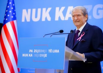 “Thirrjet ‘Sali Berisha, Sali Berisha’ në stadiumin serb i motivuan lojtarët e Kombëtares për të fituar”