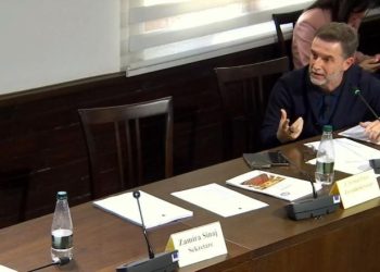 Braçe “shpërthen” me kritika për tregun e sigurimeve: Ka marrëveshje të paligjshme, AMF ja hedh topin Konkurrencës! Bonus-Malusi favorizon..