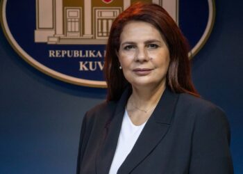 Pas Tiranës, PS i beson për herë të parë garën për Bashkinë e Vlorës një zonje. Lë mandatin e deputetes Brunilda Mersini, ja kush e zëvendëson