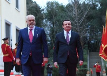 Rama për DW: Me Kurtin jemi miq, por Kosova ta harrojë Serbinë dhe të përmbushë detyrimet