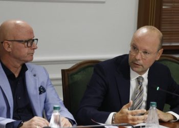 “Berisha dhe Meta u trajtuan me njëanshmëri nga SPAK”, ja si përgjigjet Dumani në Komisionin e Ligjeve