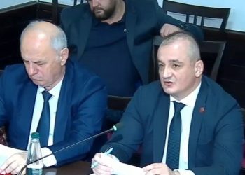 “Më tha kam frikë të auditoj punën e kryeministrit”/ Arben Shehu para deputetëve: Punonjësi i KLSH u largua nga puna