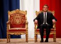 Bie vrulli politik për zgjerimin? “Politico”: Macron po bllokon procesin mes krizës politike në Francë