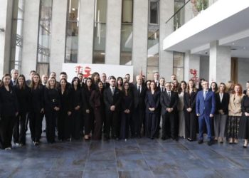 Një show i shëmtuar talebanesk