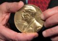 Çmimi Nobel në Kimi u jepet 3 shkencëtarëve në Japoni, Australi dhe SHBA