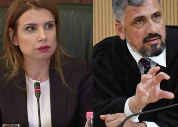 Presidenti pezullon betimin e Asim Vokshit/ Begaj do të presë vendimin final të Kushtetueses për ankesën e Naureda Llagamit