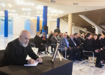 Mesazhi që la Rama në librin e ngushëllimeve për gjyqtarin Kalaja: Tragjedi e madhe edhe për vetë shtetin