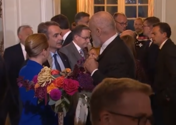 Danimarkë/ Rama shfaqet pranë liderëve europianë! Batuta me Melonin dhe Macron (VIDEO)