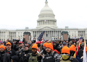 Si tradicionalizmi metafizik u përdor nga Bannon dhe Dugin për të legjitimuar ekstremizmin e djathtë