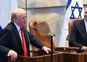 “Puro dhe shampanjë, kujt i intereson?!”/Deklarata epike e Trump për presidentin izraelit: Faleni Netanyahun, akuzat për korrupsion janë…