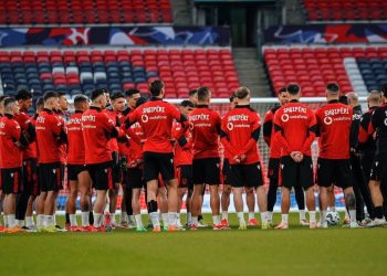 Çfarë po ndodh me të preferuarin e Silvinjos? Trajneri i ri nuk e konsideron futbollistin e Kombëtares