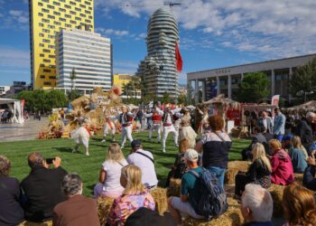 ”Tirana Food and Fest 2025” sjell shijen e Shqipërisë në Sheshin Skënderbej, Sula: Të promovojmë produktet tona