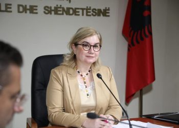 Nga ish-deputete e Berishës, drejtoreshë spitali në Elbasan: Nuk ishte e lehtë, por e bëj për popullin!