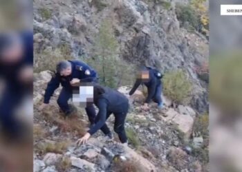 Humbën rrugën gjatë eksplorimit të zonës së Shebenikut, gjenden pas disa orësh turistët nga Zvicra