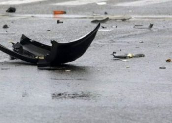 Aksident me vdekje në Krujë/ Drejtuesi i mjetit humb kontrollin, përplaset me shtyllën elektrike