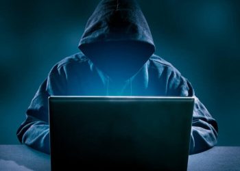 Mashtronin dhe vidhnin me 49 milionë llogari false dhe me 40 mijë karta telefonike/ Shkatërrohet banda e hakerave