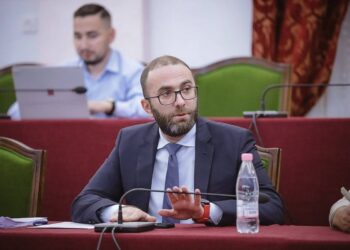 “As mafia italiane s’guxon të vrasë në sallë gjyqi”, Bardhi akuza Ramës: Nxitësi kryesor i sulmeve ndaj drejtësisë
