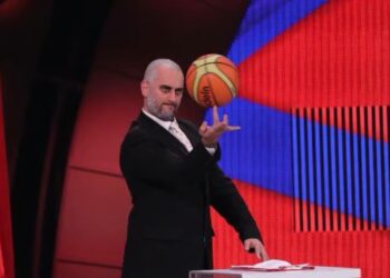 “Do paguaja biletë për shfaqjen e Binajt, por si kandidat ka regjisor Berishën”