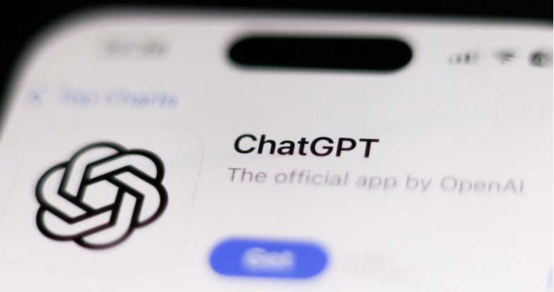 chatgpt-shoku-i-adoleshenteve-psikologet-te-rinjte-po-krijojne-varesi-te-rrezikshme-nga-inteligjenca-artificiale