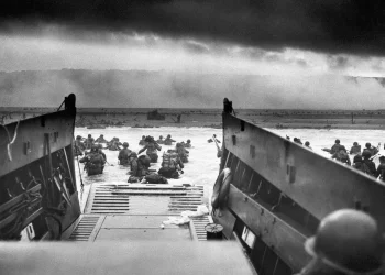 Dëshmia e harruar e “D Day”, zbulohet ditari i oficerit kinez që mori pjesë në pushtimin e Normandisë