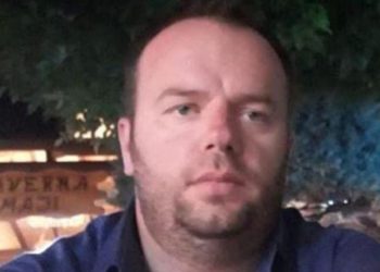 (EMRI) Bie nga lartësia teksa po kontrollonte punimet e një ure, ndërron jetë inxhinieri! Pranga drejtuesit teknik