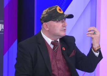 “Urdhërarresti për Thaçin doli kur po shkonte të takonte Trump-in”. Haklaj: Det do të bëhet në Tiranë për UÇK! Mbi 70 autobusë..