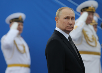 Nga Patriarku Kirill te fëmijët, gjithçka për të kremtuar kultin e Putinit