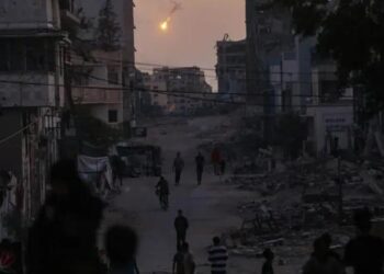 Armëpushimi hyn në fuqi/ Izraeli miraton fazën e parë të planit të paqes në Gaza, Trump: Pengjet do të dorëzohen deri të martën