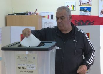 Garë e “ethshme” në Cërrik/ Kandidatët e PD pa vulën e Berishës, katër emra për një karrige