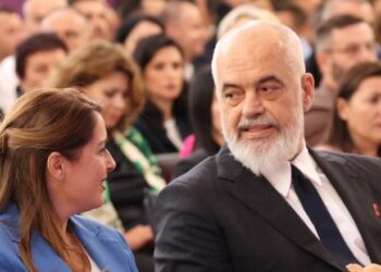 “Më ftoi një shoqe”, Manastirliu rrëfen si iu bashkua me PS: Ishte një moment shprese dhe zgjimi