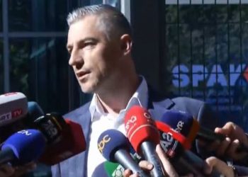 (VIDEO)“Donin të më dëmtonin imazhin”/ Nallbati zbulon arsyet e paraqitjes në SPAK: Niko dhe çerrat e tij…