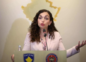Presidentja e Kosovës: Thirrjet e Vuçiçit për luftë, jehonë e rrezikshme e kapitujve më të errët të historisë