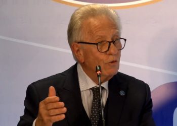 35 vite Komisioni i Venecias/ Reforma Zgjedhore, ish-kryetari Buquicchio: Rregullat e lojës nuk duhet të ndryshohen në bazë të interesave të lojtarëve