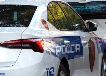 Shoku i tij përplasi me makinë efektivin e policisë, ndërsa ai e kërcënoi… arrestohet punonjësi i bashkisë së Kukësit