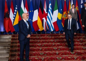 FOTO/ Samiti i Procesit të Berlinit në Londër, Rama pritet nga homologu britanik Starmer