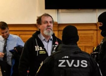 Plagosi me armë zjarri kryeministrin sllovak Fico, autori dënohet me 21 vite burg/ Dëshmia në gjyq: Nuk doja ta vrisja