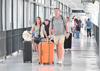 Hyrja pa viza rrit me 48.3 % numrin e vizitoreve në tremujorin e tretë